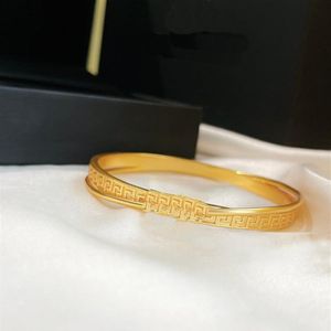 Ett DITA Luxury Brand Bangles AAAAA Designer Högkvalitativ retro Big Armband för kvinnliga män Vintage 18K Fashion Official Reproduktion226o