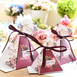 Present Wrap Triangular Pyramid Candy Box Paper Chocolate Packaging For Baby Shower Wedding Favors Gifts Gäster Party Supplies