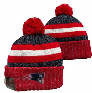 Män stickade manschetterade pom New England Beanies Ne Bobble Hats Sport Knit Hat randig Sideline Wool Warm Baseball Beanies Cap for Women A13