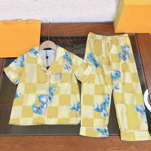 23ss Kid nightdress pajamas suits Childrens home clothes kid sets kids designer clothes lapel bear logo printing shirt suit High quality baby clothes a1