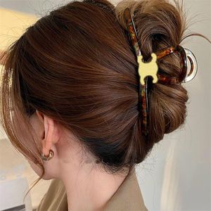 Lüks kavrama klipli kadın kelepçeler saç klipsleri tasarımcı kafa bandı moda markalı saç pençe klasik kız parti saç aksesuar