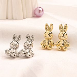 Женские Серьги Love Rabbit Charm Design Золотые Серьги Весна Дизайнерские Ювелирные Изделия Романтическая Пара Семейный Подарок Щепка 925 Аксессуары Из Нержавеющей Стали ZG2239