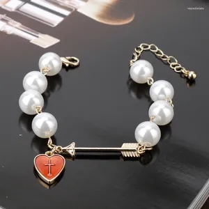 Länk armband mqchun kärlek hjärt cupid pil charm imitation pärla kors smycken röd armband för flickor gåva -25