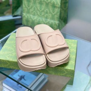 Beach Slippers Fashion Thick Bottom Designer Women Shoes Cartoon Alphabet Lady Platform Sandals Leather Heels Letter High Heel Slides Large Size 35-45