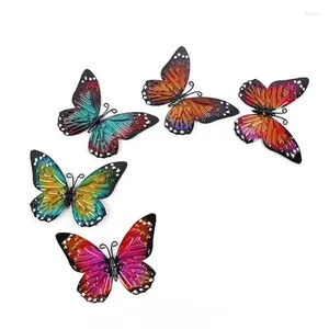 ديكورات حديقة ملونة الفراشة المعدنية في الهواء الطلق ديكور جدار ديكور حشرة مصغرة تمثال فني زخرفة الشرفة النحت النحت