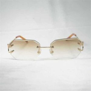 Fashionabla lyxiga utomhus solglasögon Vintage Rimless Wire Men Eyewear Women For Summer Diamond Cutting Clear Glasses Metal Frame Oculos Gafaskajia