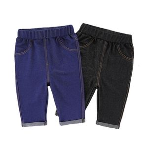 Джинсы 2y 3y 4y 5y Boys's Детские джинсы Elastic осенние брюки Детская джинсовая джинсовая джинсовая ткань Blue Black Wholesale Boys Winter Jeans 230406