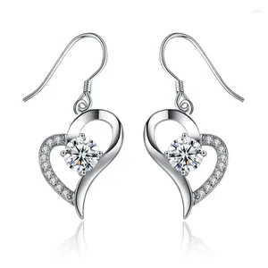 dangle earringsクリエイティブなハート型ドロップクリスタル女性の結婚式のパーティーファッションジュエリー