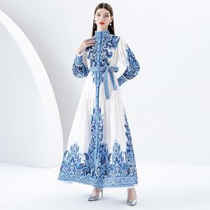 Vintage Stand Collar Boho Maxi Vestido Mulheres Designer Manga Longa Paisley Floral Slim Bow Lace Up Cintura Elegante Vestidos de Festa 2023 Primavera Outono Chic Férias Vestidos