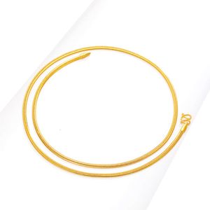 Xuping Jewelry Modetrend Hip Hop flache Schlangenknochen schlichte Kette kalter Wind Gold einfache hochwertige Halskette