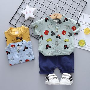 Yaz Moda Erkek Giyim Setleri Yaka Gömlek Kısa Kollu Şort Bebek Giysileri 2 Parça Set Yürüyor Çocuk Eşofman
