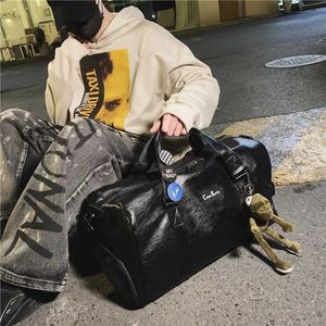 Duffle Bags Modische neue Kurzstrecken-Reisetasche für Geschäftsreisen, tragbare Aufbewahrung, Gepäck, Männer, Trocken- und Nasstrennung, Sport, Fitness, Damen 230406