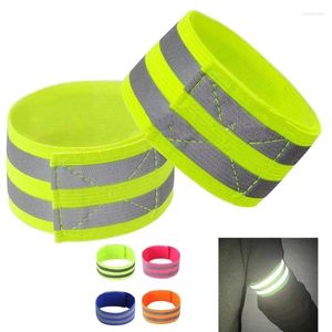 Ginocchiere da corsa Fasce da braccio riflettenti per polso Caviglia Gamba LED Riflettore Bracciale Notte Ciclismo Nastro luminoso di sicurezza Cinturino per bracciale