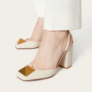 Sandalen mit klobigem Absatz, Modedesigner-Schuhe, Goldschnallendekoration, Lackleder-Damenschuhe, 9 cm hochhackige Gladiator-Designer-Sandale 35-41 mit Box