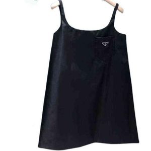 P Family Triangle Summer New Slim Loose and Versatile Women's Dress Sleeveless Suspender Vest A-Line kjol3359