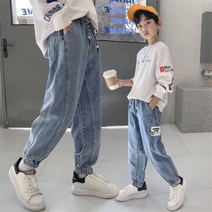 Джинсы детские джинсы весна и осенние мальчики в среднем роста. Случайные высококачественные джинсовые джинсовые одежды для мальчиков в возрасте 4-14 230406