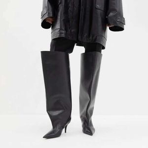 Europäische und amerikanische neue spitze große Kappe knielange Stiefel Modenschau schlanke High Heel Sleeve Medium Damen 230922