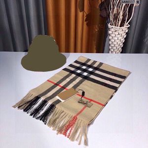 Ball Caps Eşarp Tasarımcı Eşarp Lüks Tasarımcı Scarf English Scarf Silky çok yönlü Kış Moda Eşarp Kış Keşif Çift Sokak Eşarp Güzel Popüler Versiyon Glcb