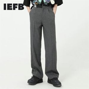 IEFB Męskie wiosenne letnie garniturowe spodnie przyczynowe proste metalowe klamra Slim Fit Busines