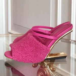 yeni Vizon saç terlik yün altın topuk Akşam ayakkabı Lüks Seksi Moda Klasik Heykel Anormal Topuklu Burnu açık Sandalet Kadın Tasarımcı Parti Elbise Ayakkabı