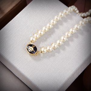 Designer Brand Pendant Neckor Letter Vivian Chokers Luxury Women Fashion Jewelry Metal Pearl Necklace Cjeweler Westwood FDF