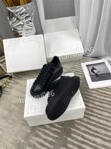 2023TOP Sapatos casuais de sapatos casuais de novas mulheres tênis tênis de tênis de moda canal de moda feminino feminino de luxo de laço esportivo tênis casual tênis clássicos