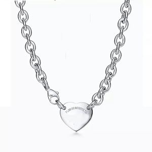 Designer 19mm Heart Necklace Women Stainless Steel Fashion Couple Round Jewelry Gift for Girlfriend Christmas