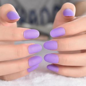 Falska naglar kort lila matt mandel vackra naglar manikyr tryck på konst ren färg falsk grossist för daglig slitage