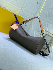 Designer-Tasche, modisch, großes Fassungsvermögen, wasserdichte Gepäcktasche, klassische Reisetasche mit Kette, Outdoor-Lederdruck, Streifenprägung, extra große Designer-Gepäcktasche, Tragetasche