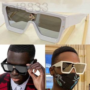 Sunglasses Designer Mens Z1547w Black Acetate Frame Crystal Four-leaf Flower Decoration Top Quality Fashion Vacation Glasses 1547uv400 with Original Box WPB3