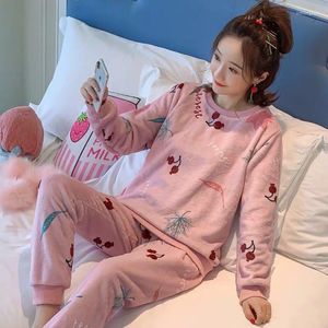 Kvinnors sömnkläder 2023autumn vinter varma flanell kvinnors pyjamas sätter långärmade byxor tvådelar söta mjuka hemkläder för