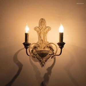 Lampy ścienne francuska lampa ogrodowa Iron Art Retro LED Światło nostalgiczne sypialnia nocna korytarz schodów dekoracje salonu sconce