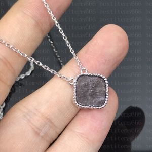 15mm Fashion Classic 4/Four Leaf Clover Necklaces Pendants Mother-of-Pearl Stainless Steel Plated 18K Valentine's Mother's Day Engagement Jewelry Obsidian