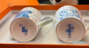 Canecas de sinalização luxuosas pintadas à mão, par de xícaras de café, xícara de chá, porcelana de osso de alta qualidade com embalagem de caixa de presente para a família