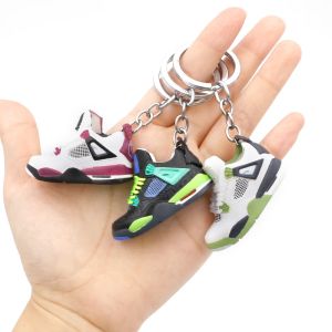 3D mini sports shoes keychain, mobile phone keychain, sports shoes with gift box set, gifts, birthday gifts for loved ones