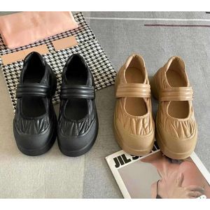 Designer Luxury Platform Miu Shoes Autumn Women Ballet Loafers Black Apricot Fashion Big-Toe Tjocksoled Casual Shoes