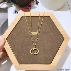 Kettingen High-end stijl 18k vergulde luxe mode hanger ketting Klassiek Senior Charm Letter Lange kettingen Populair merk Cadeau Liefhebbers Vrienden