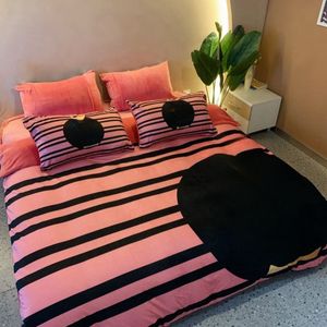 Primavera e verão luz luxo outono e inverno conjunto de quatro peças de lençóis conjuntos de cama designer