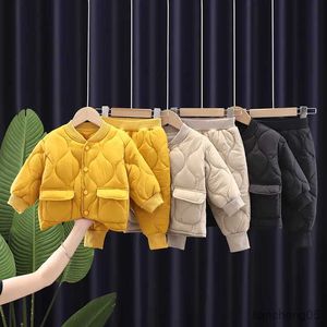 Set di abbigliamento giacca invernale per bambini top e abiti da fondo set giacca di colore solido per ragazzo+pantaloni di cotone set da due pezzi da ragazzo