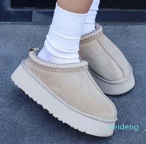 Chinelos femininos Tasman Fur Slides Clássico Ultra Mini Bota Plataforma Semente de Mostarda Slip-on Les Petites Camurça Mistura de Lã Conforto Botas de Designer de Inverno Tamanho