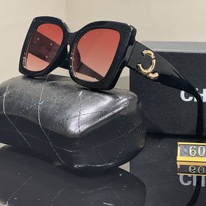 Mens Sunglasses مصمم الأزياء النظارات الشمسية للنساء ميدان مربع الإطار الكامل Eyeglass الفاخرة العلامة التجارية CC Driving الشاطئ النظارات