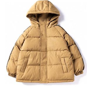 Lyxvarumärke Bomullskläderdesigner pojkar och flickor vinterjacka modestil tjock kappa vindproof ficka stor termisk jacka