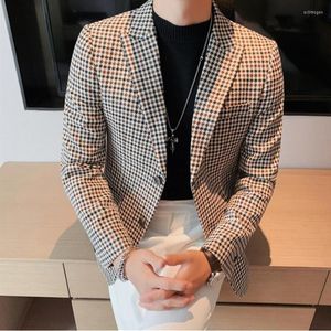 Men's Suits 2023 Men's Suit Jacket Fashion British Style Hit Color Plaid Stitching Pattern Sriped Slim Casual Men Clothing