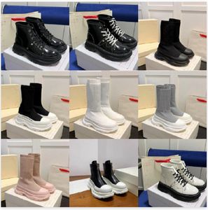 Tread Slick Boots Platform Winter Booties Snow Boot Triple White Black Leather Worker Blue Shock Pink Men Women Trainers Sports Sneakers Lace-up Casual Shoe