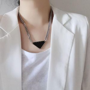 designers Pendant Necklace European and American triangle letter necklace simple versatile pendant clavicle chain hip hop men women accessories high quality