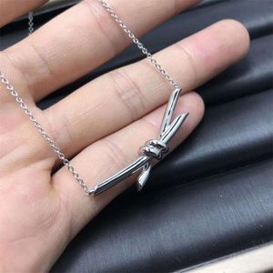 Lies Necklace Tiffan High Quality Cross Double Necklace Bow Knot Colorless Collar Chain Designer Jewelry Girls Gift Tiff