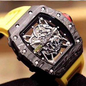 Orologio da uomo meccanico automatico in fibra di carbonio Tourbillion in gomma nera0