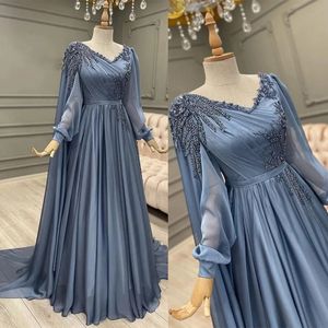 Luxurious Long Sleeves Mother of the Bride Dresses Plus Size V-Neck Lace Appliqued Sequins Formal Party Prom Gowns African Wear Gown Lady's Dress