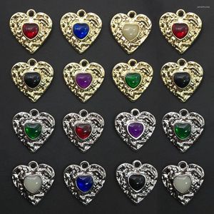 Charms Scarlet Gemstone Heart Pendant Gold/Silvcer Color Vintage Charm Diy för smycken Making Halsband Armband örhängen Tillbehör