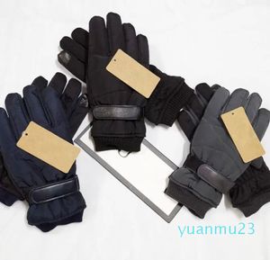 Män Winter Finger Ski -handskar Vattentät pekskärmhandskar Tjockna skidhandskar Solid färg Varm mjuk DHL -frakt